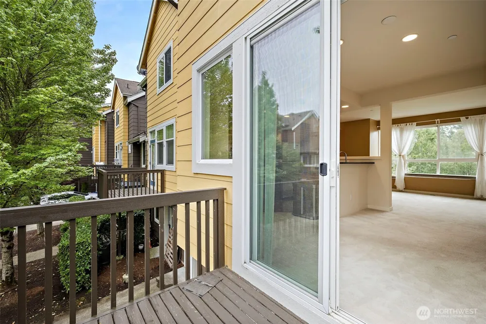 1748 24th Avenue NE Issaquah, WA 98029