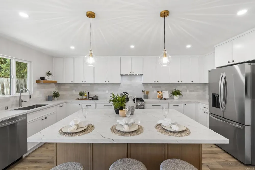 3975 Catamarca Drive San Diego, CA 92124