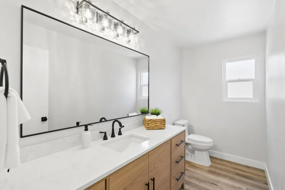 3975 Catamarca Drive San Diego, CA 92124