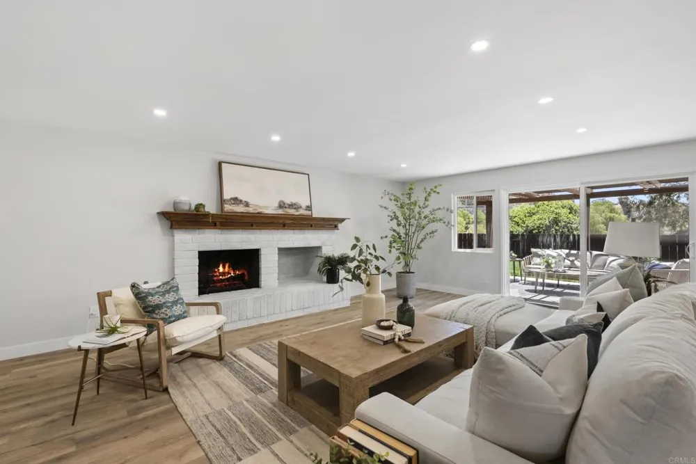 3975 Catamarca Drive San Diego, CA 92124