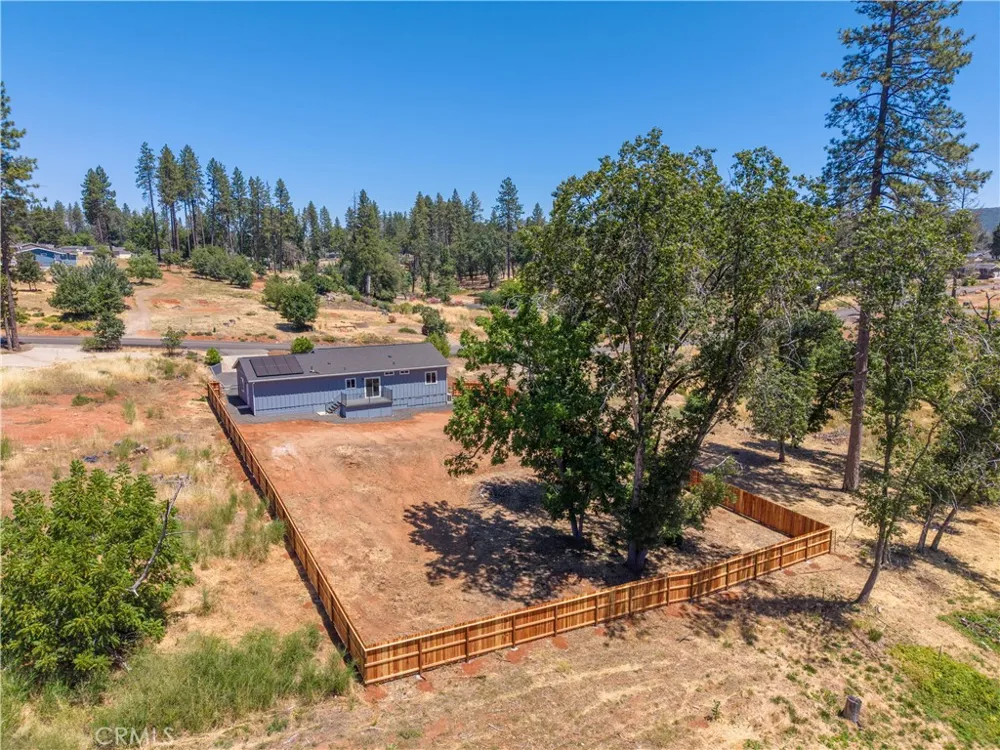 1572 Nunneley Paradise, CA 95969