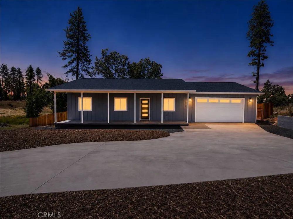 1572 Nunneley Paradise, CA 95969