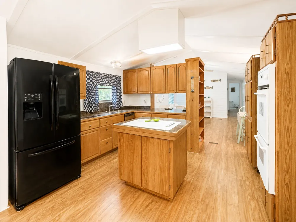 17160 Lakeview Drive Flint, TX 75762