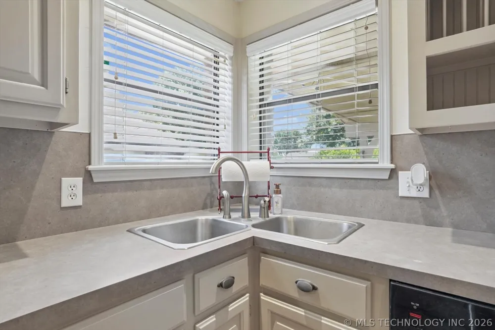 1216 S 31st Street Broken Arrow, OK 74014