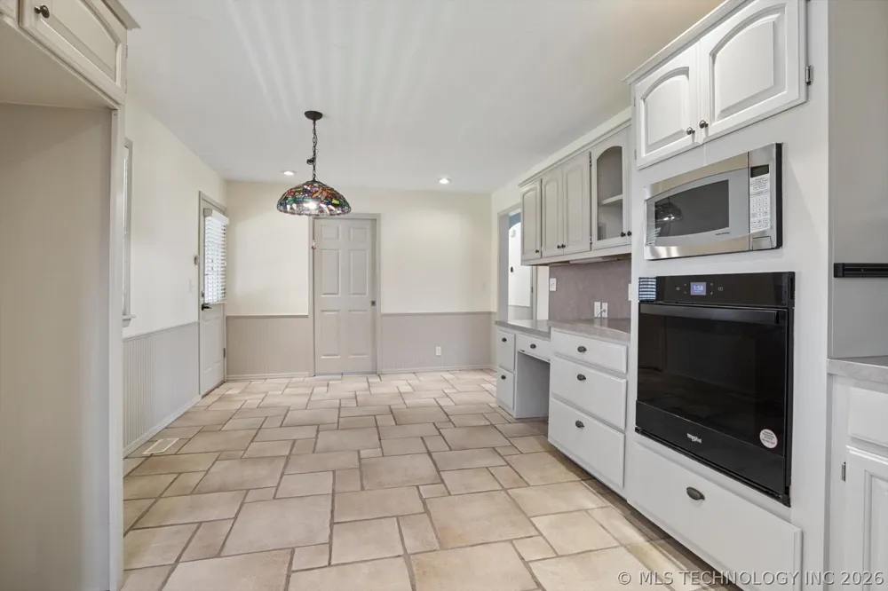 1216 S 31st Street Broken Arrow, OK 74014