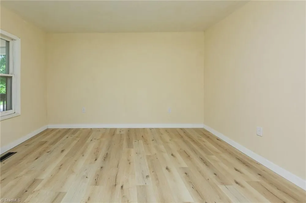 304 Phillips Street Thomasville, NC 27360