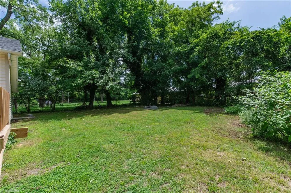 304 Phillips Street Thomasville, NC 27360