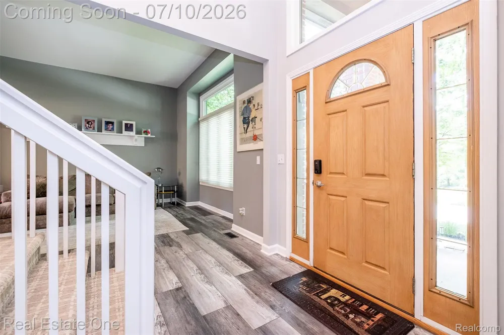 4488 Philip Commerce Charter Township, MI 48382