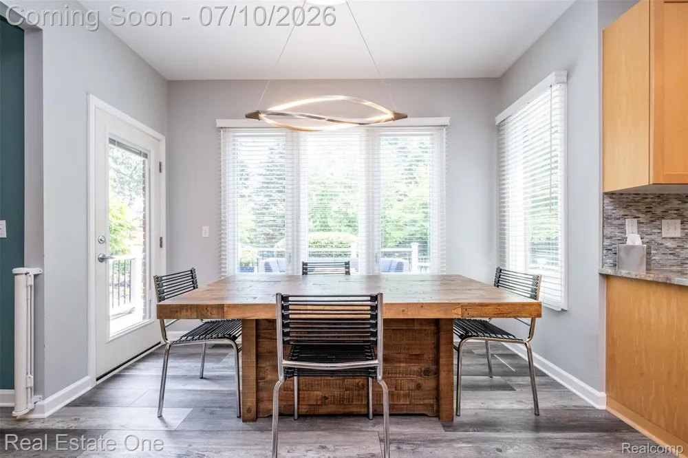 4488 Philip Commerce Charter Township, MI 48382