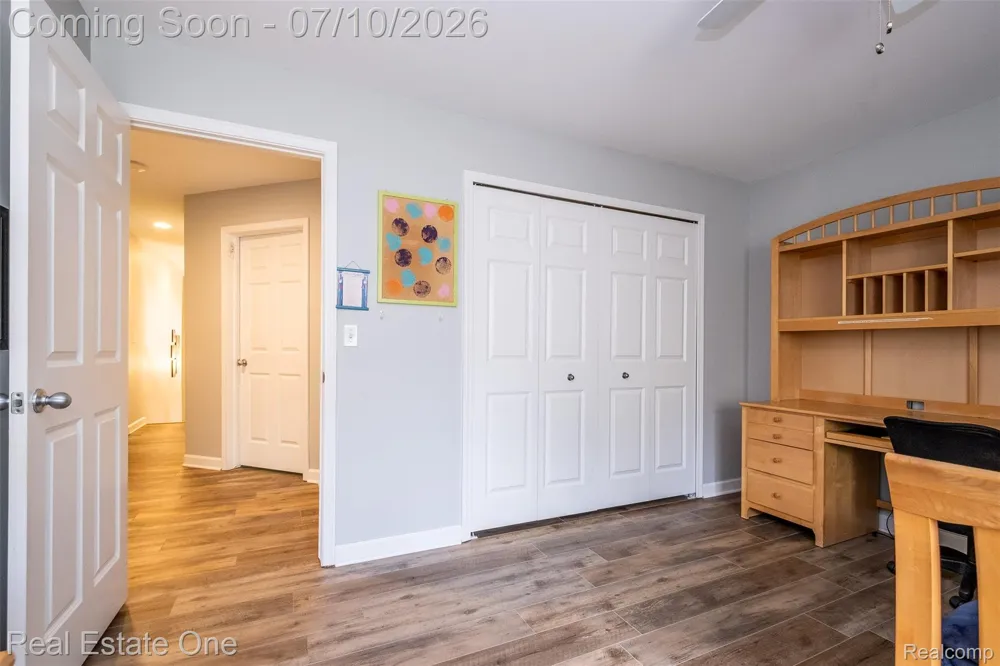 4488 Philip Commerce Charter Township, MI 48382
