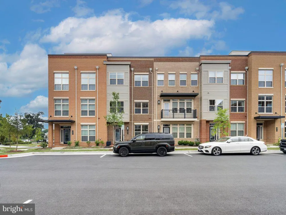3824 TUSSICA WAY Fairfax, VA 22030