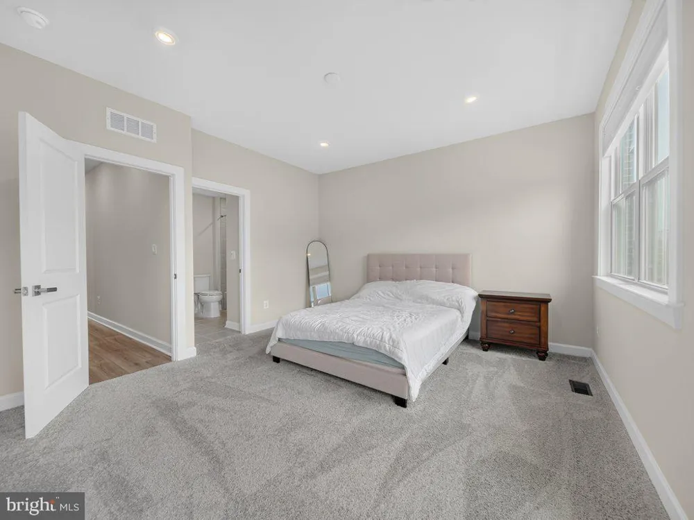 3824 TUSSICA WAY Fairfax, VA 22030
