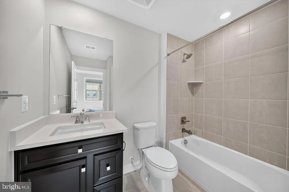3824 TUSSICA WAY Fairfax, VA 22030