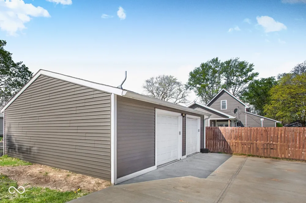 1028 Walnut Street Lapel, IN 46051