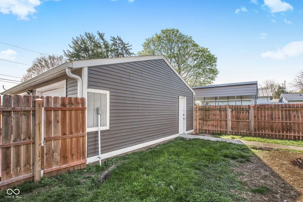 1028 Walnut Street Lapel, IN 46051