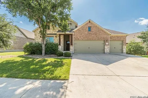 921 ACADEMY OAKS DR