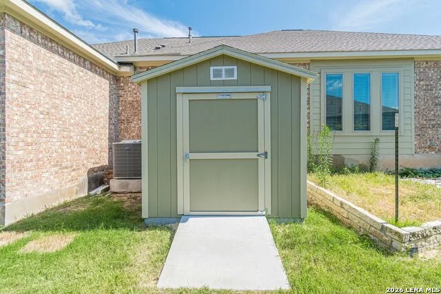 921 ACADEMY OAKS DR San Marcos, TX 78666