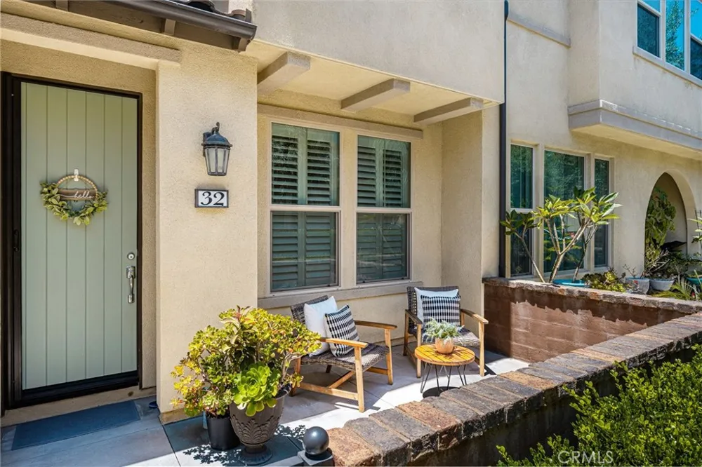 32 Savannah Lake Forest, CA 92630