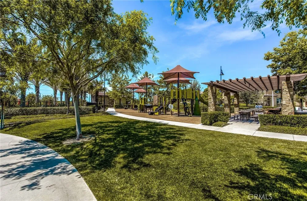 32 Savannah Lake Forest, CA 92630