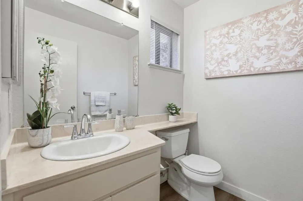 2101 Darnis Circle Morgan Hill, CA 95037