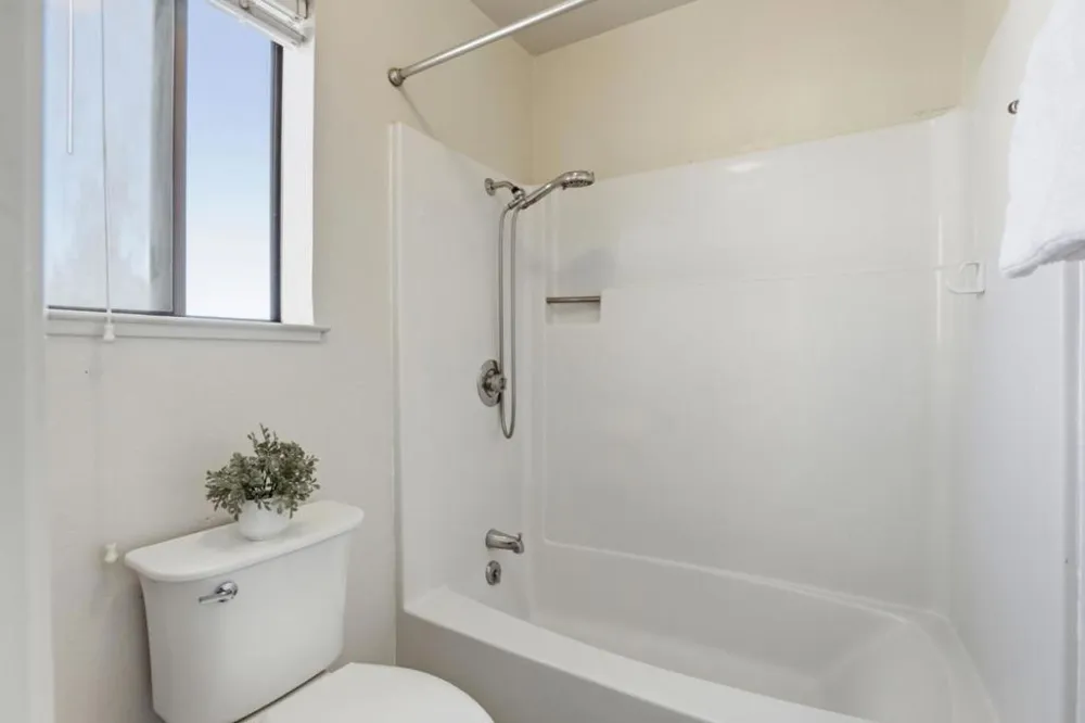 2101 Darnis Circle Morgan Hill, CA 95037
