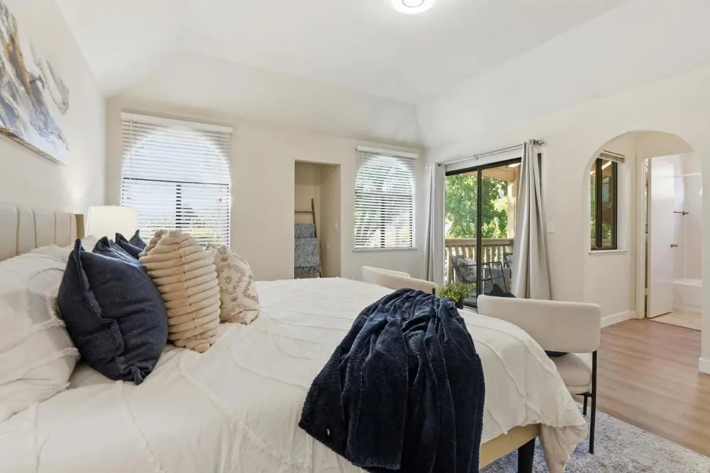 2101 Darnis Circle Morgan Hill, CA 95037