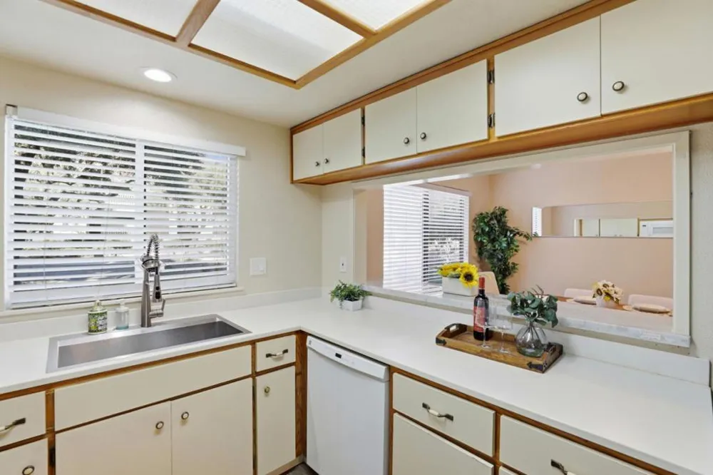 2101 Darnis Circle Morgan Hill, CA 95037