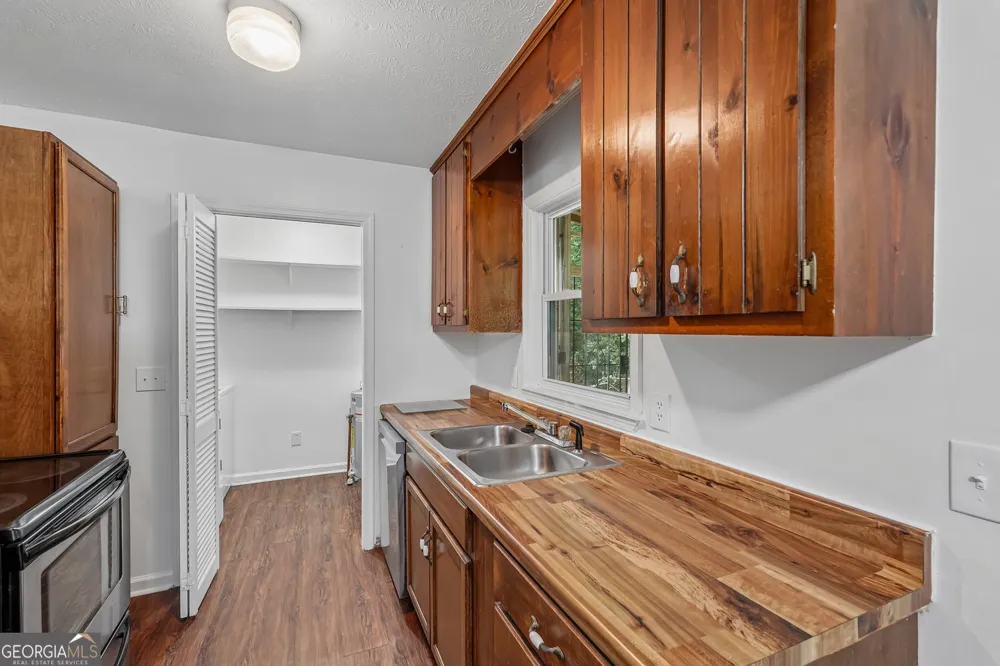 258 Millertown RD Temple, GA 30179