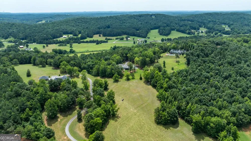 185 Marion Dairy RD SE Lindale, GA 30147
