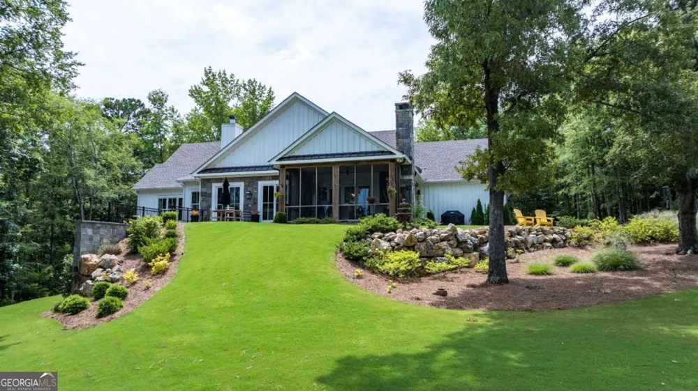 185 Marion Dairy RD SE Lindale, GA 30147