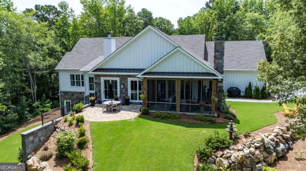 185 Marion Dairy RD SE Lindale, GA 30147