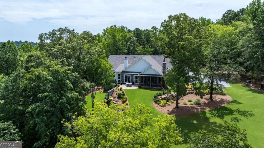 185 Marion Dairy RD SE Lindale, GA 30147