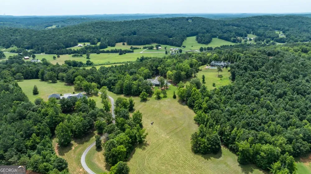 185 Marion Dairy RD SE Lindale, GA 30147