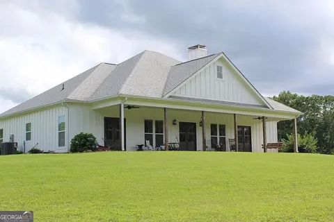 94 Race Track RD