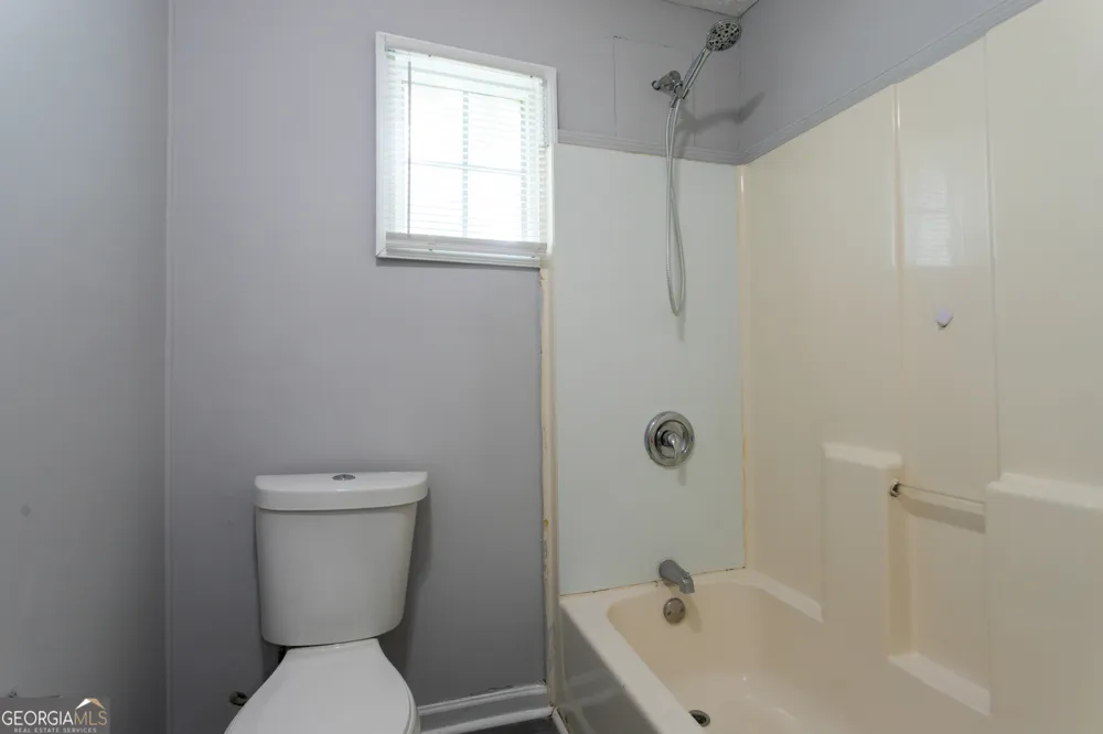 281 Martin Luther King DR Thomaston, GA 30286
