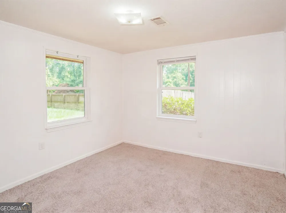 733 Sutton ST Jesup, GA 31545