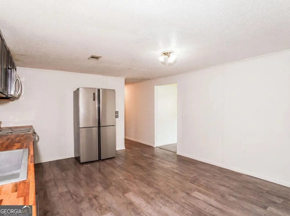 733 Sutton ST Jesup, GA 31545
