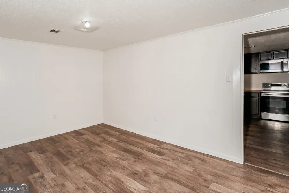 733 Sutton ST Jesup, GA 31545