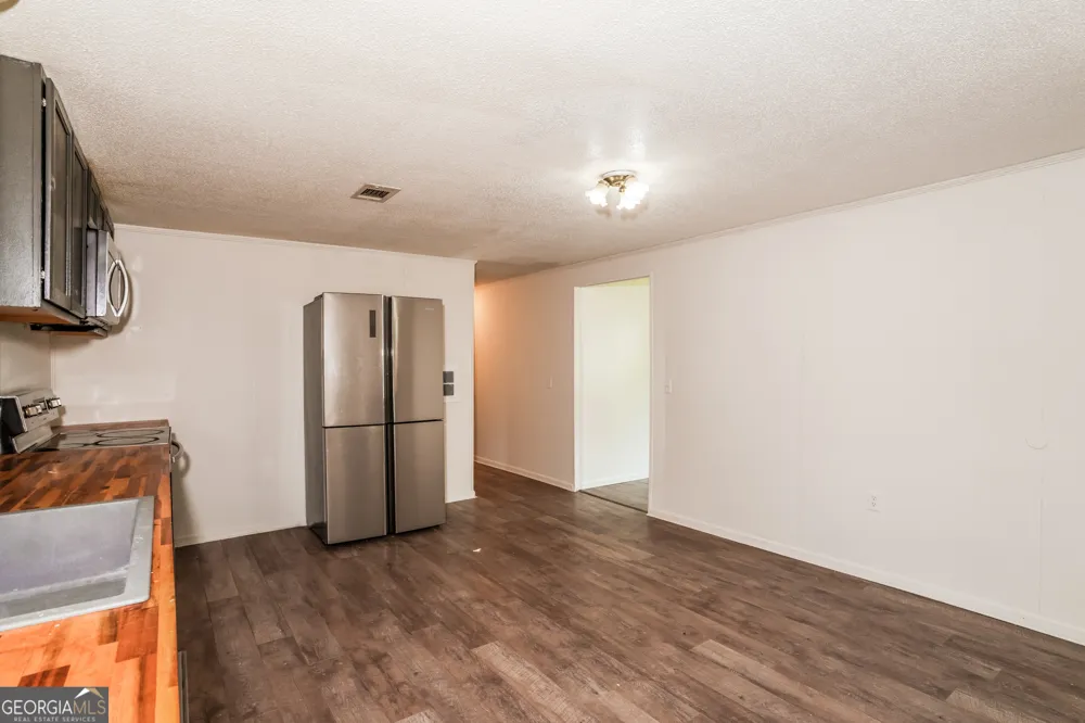 733 Sutton ST Jesup, GA 31545