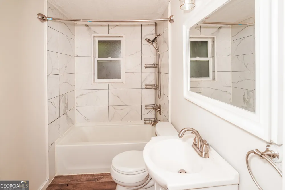 733 Sutton ST Jesup, GA 31545