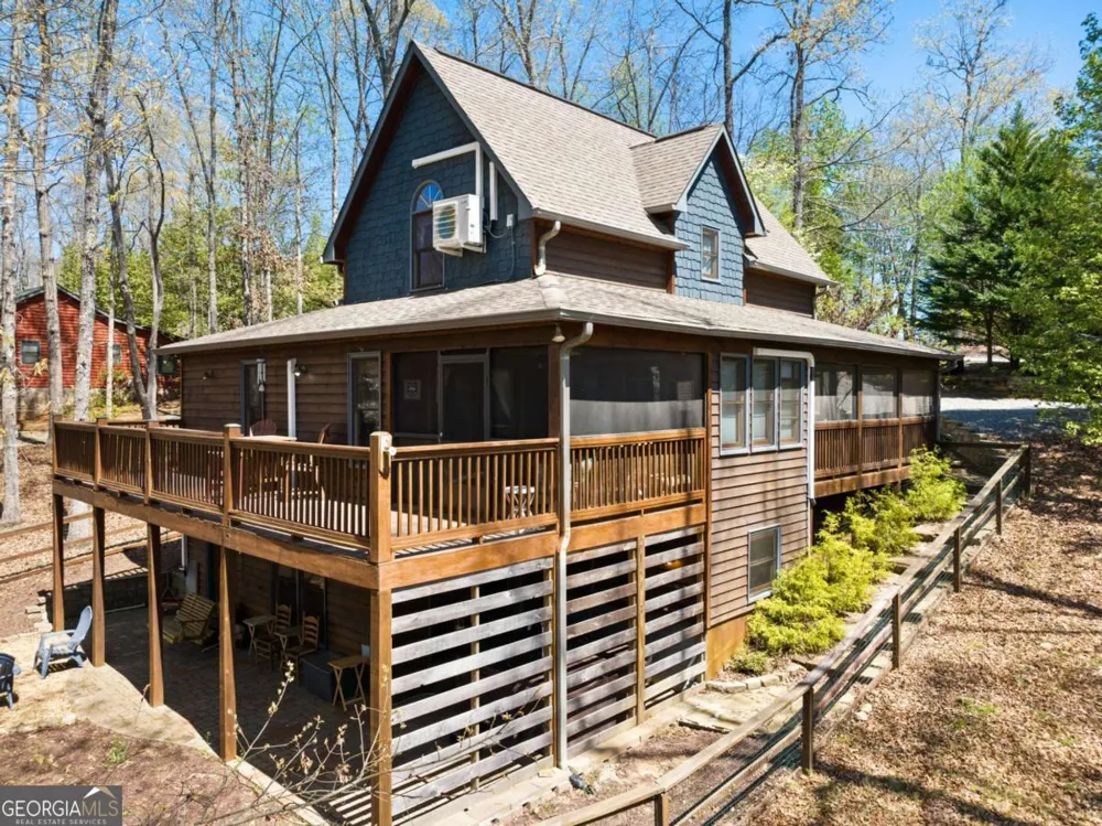 236 Logan DR Mineral Bluff, GA 30559