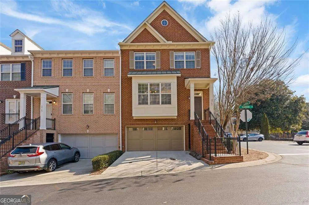 2763 Durham DR NE Brookhaven, GA 30319
