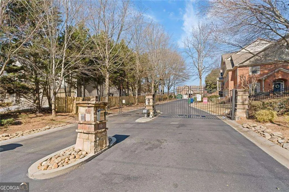 2763 Durham DR NE Brookhaven, GA 30319