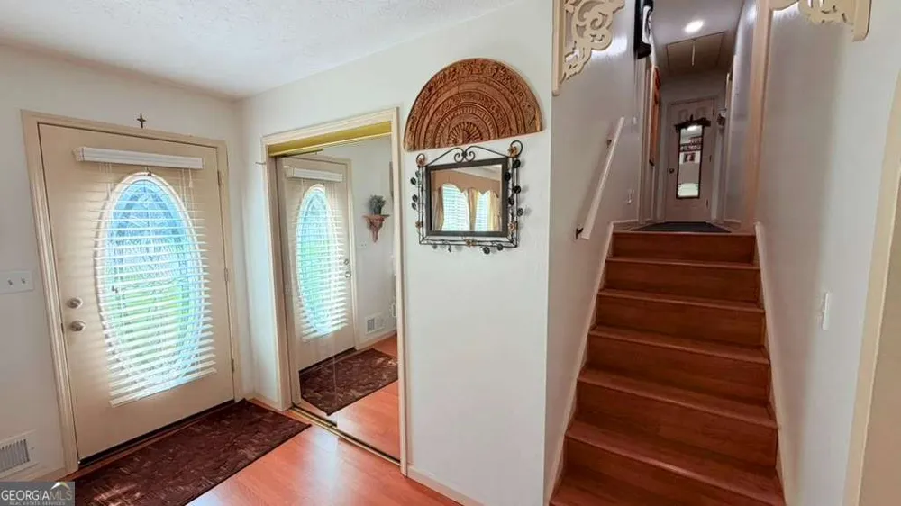 1668 Woodsong CT Grayson, GA 30017