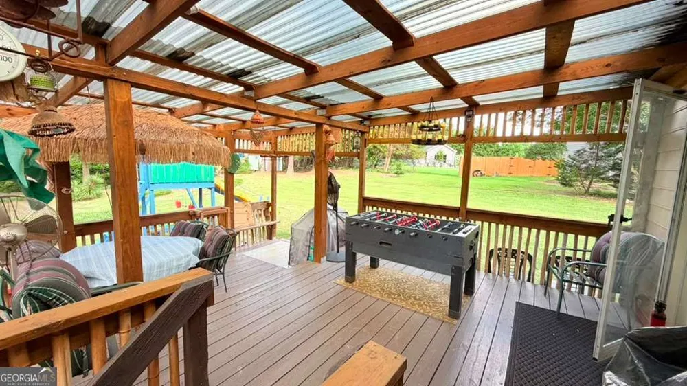 1668 Woodsong CT Grayson, GA 30017