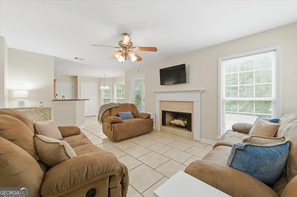 1422 Pelican LN SE Townsend, GA 31331