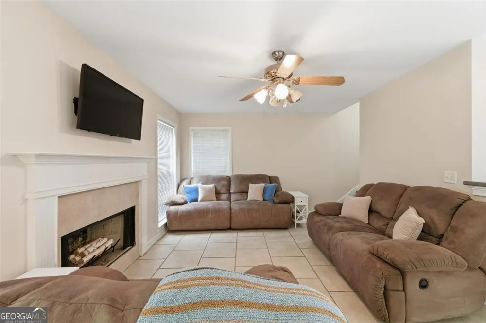 1422 Pelican LN SE Townsend, GA 31331
