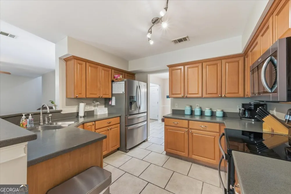 1422 Pelican LN SE Townsend, GA 31331