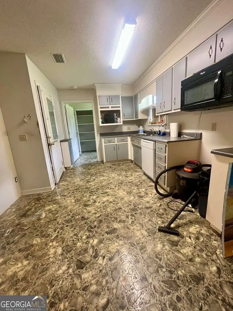 456 W Hwy 37 Lakeland, GA 31635