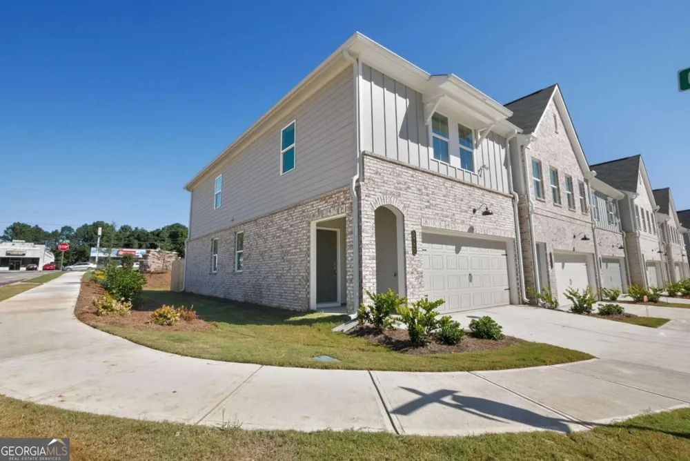 3850 Denton DR Douglasville, GA 30135